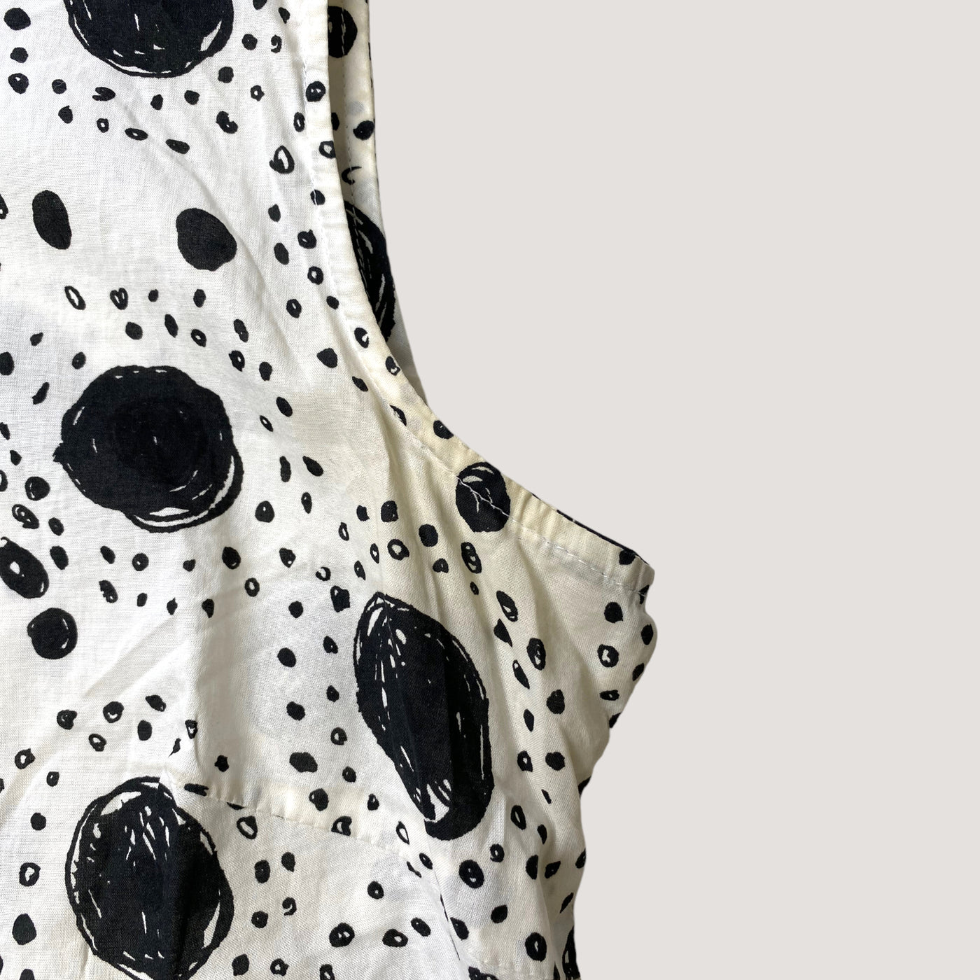 Marimekko sleeveless woven top, dots | woman M/L