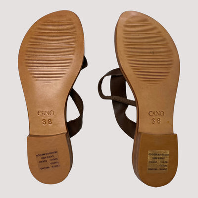 Carla sandals, coffee | 38