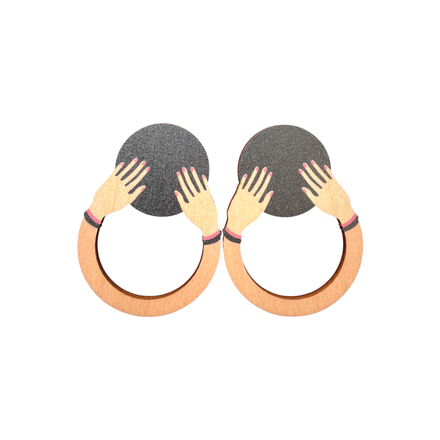 Yo Zen hug earrings, wooden