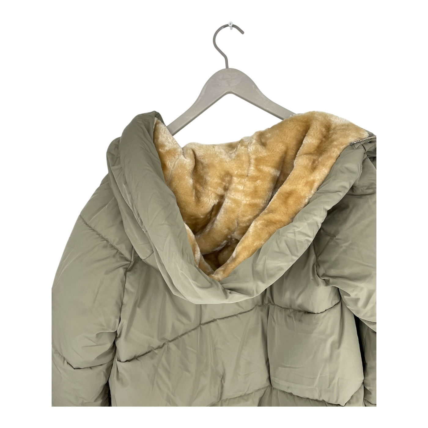 Embassy of Bricks and Logs Lyndon puffer jacket, pale olive | woman S