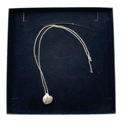 Lumoava hali necklace, silver