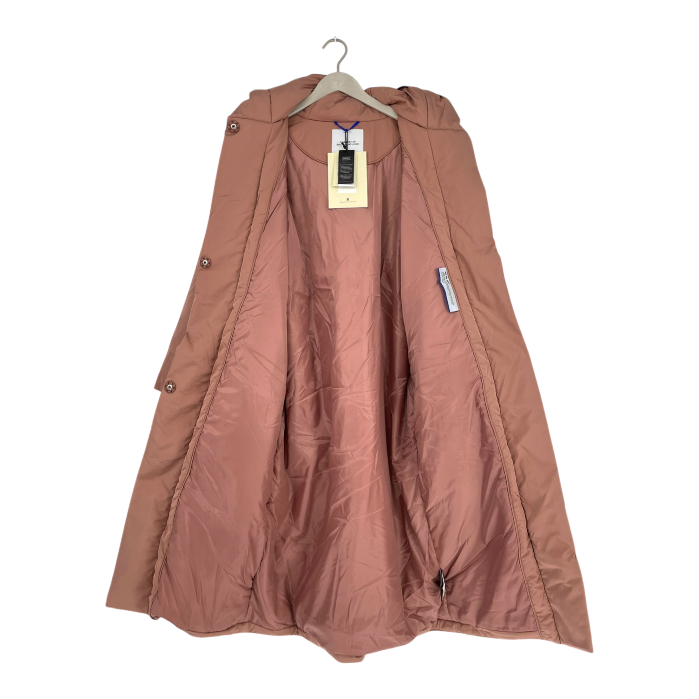 Embassy of Bricks and Logs flin flon puffer coat, salmon pink | woman S