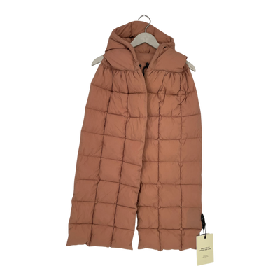 Embassy of Bricks and Logs dublin puffer scarf, salmon red