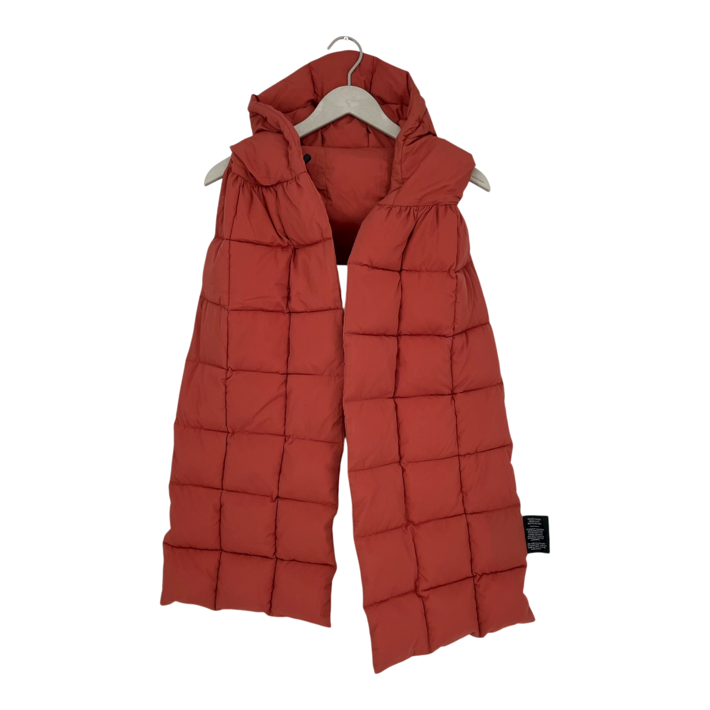 Embassy of Bricks and Logs dublin puffer scarf, brick red