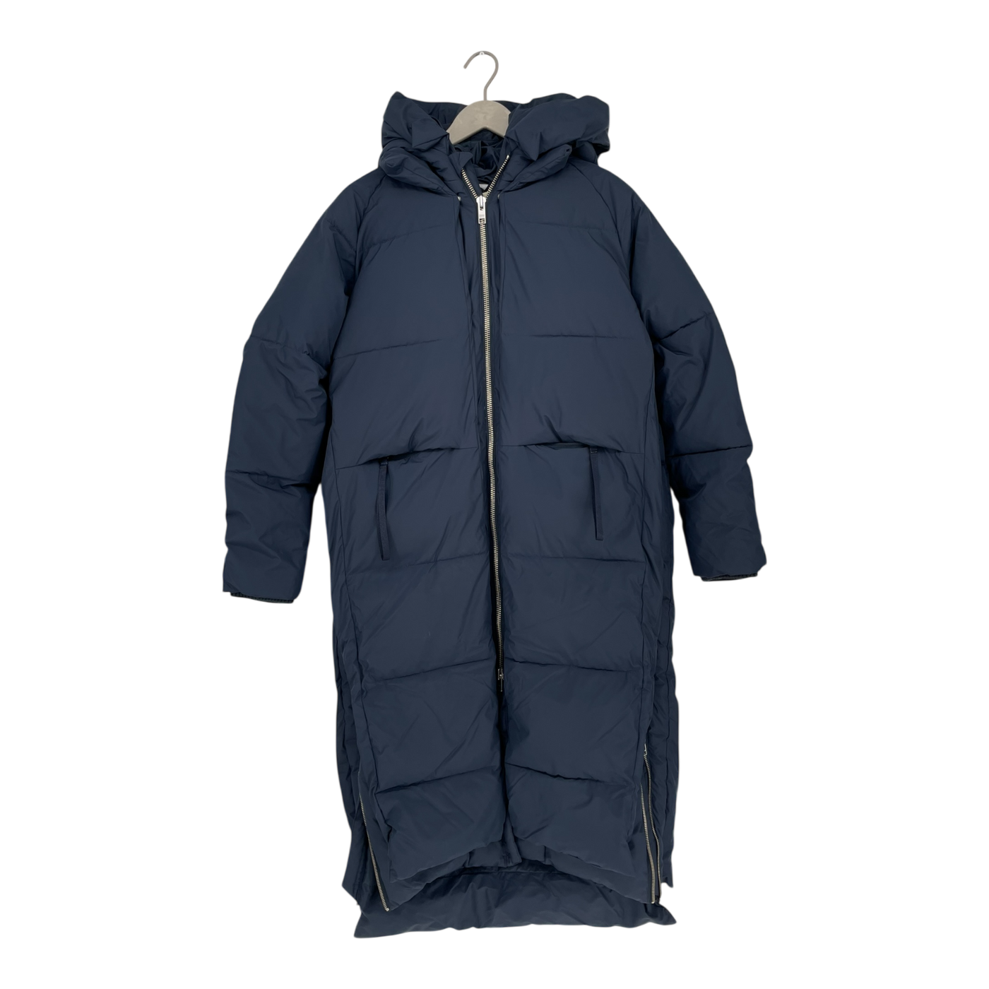 Embassy of Bricks and Logs lourdes puffer jacket, dark navy | unisex S