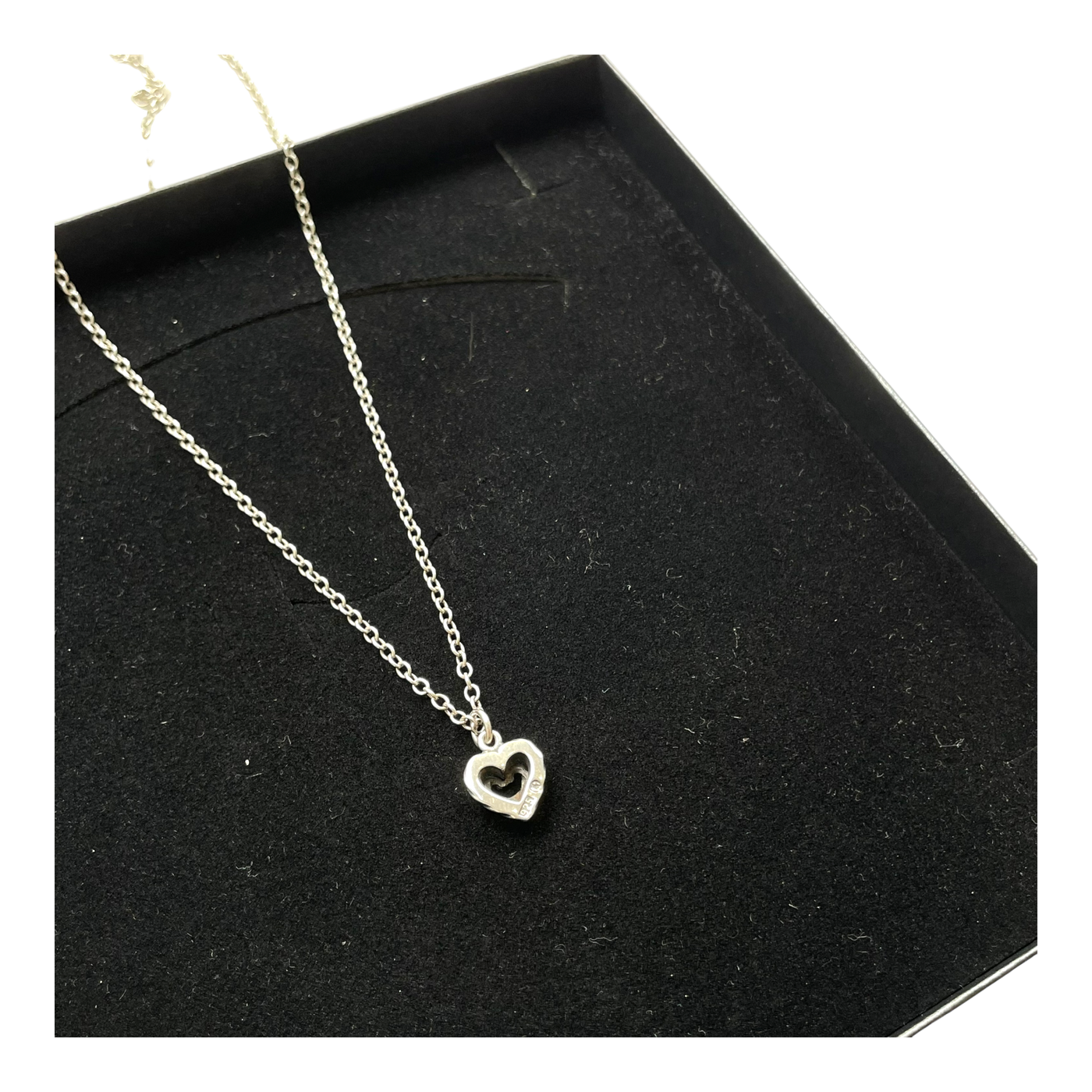 Kalevala Koru talon sydän necklace, silver
