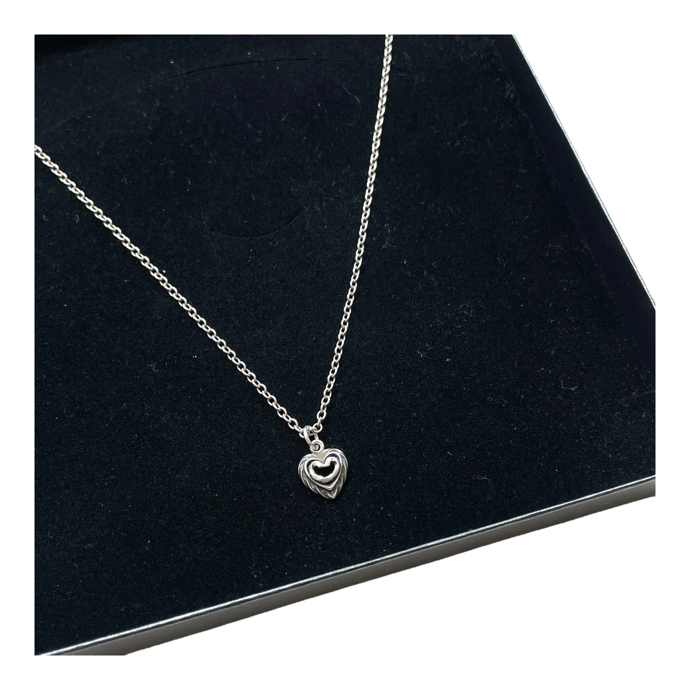 Kalevala Koru talon sydän necklace, silver