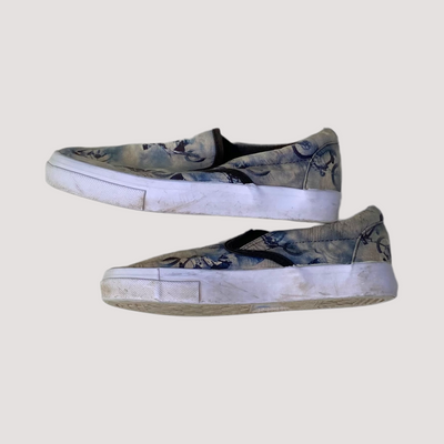 canvas sneakers, biker race | 32