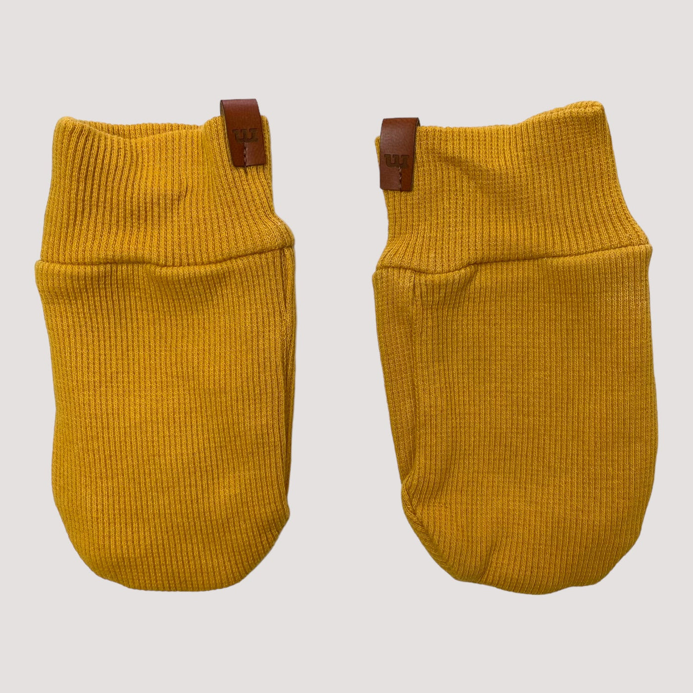 rib baby mittens, amber | baby size